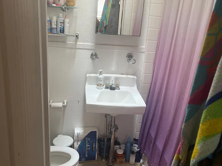 251 S 41st St #3R — Photo 4