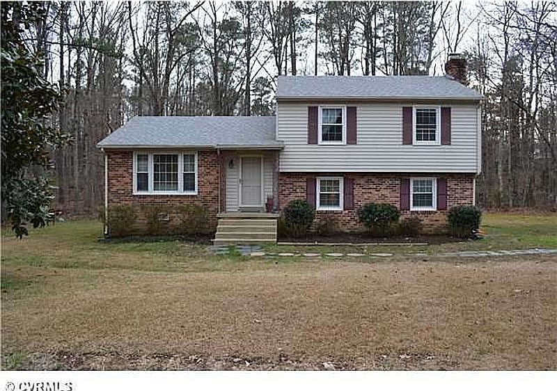 1st image of 405 Briarwood Cir