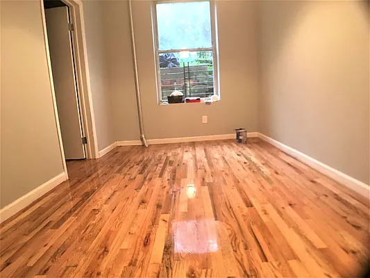 Rented by Uptown Flats LLC | media 18