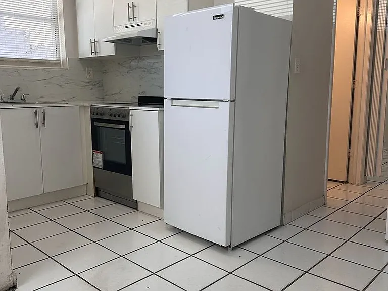 Kina Hialeah Apartments — Photo 9