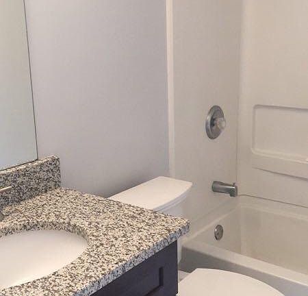 3rd image of 1527 Cove Creek Cir