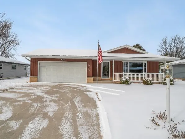 314 South Pershing STREET, Howards Grove, WI 53083