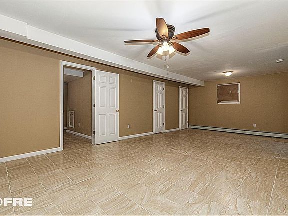 4th image of 109 Hymen Ct