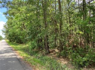 1002 Adams St, Waveland, MS 39576