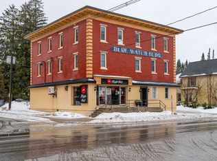 110 Sykes St N #303, Meaford, ON N4L1S6