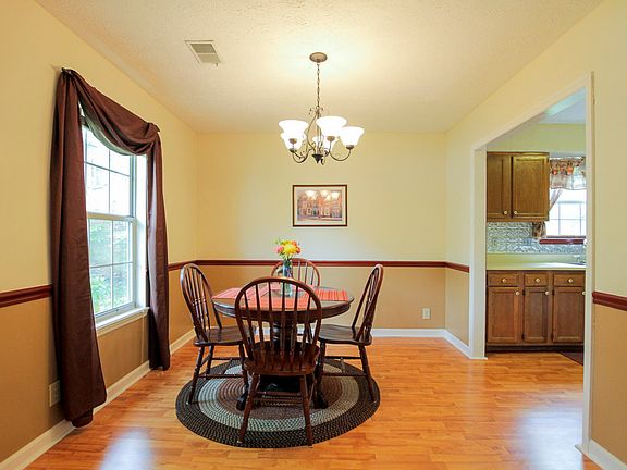 Open Breakfast Area!