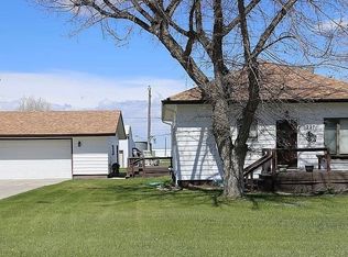 227 Dupuyer Ave, Valier, MT 59486