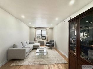 25-34 Union Street #2D, Flushing, NY 11354