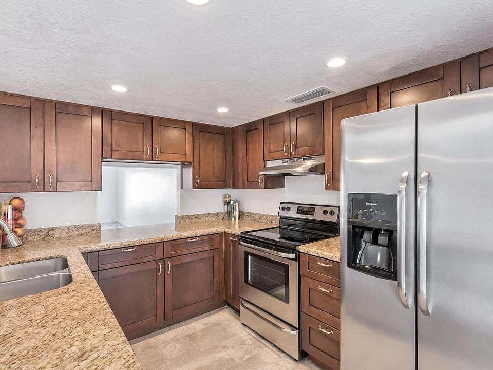 1st image of 4231 E Karen Dr
