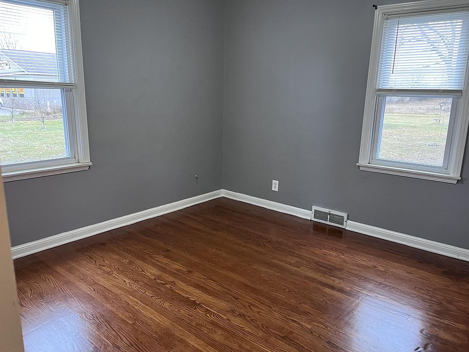 6331 Corunna Rd 1, Flint, MI 48532 Zillow