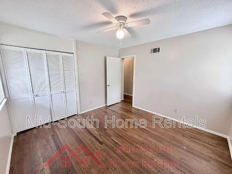 3856 Warrington Cv — Photo 19