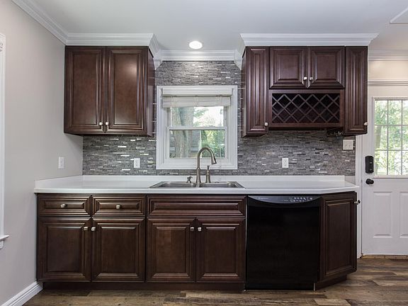 luxury custom kitchen cabinets
