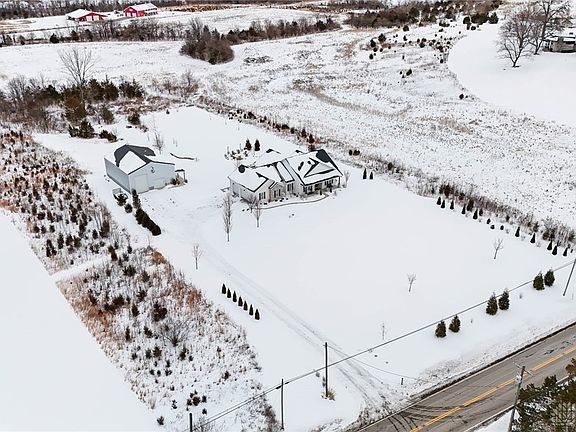 5th image of 2220 Wilmington Rd