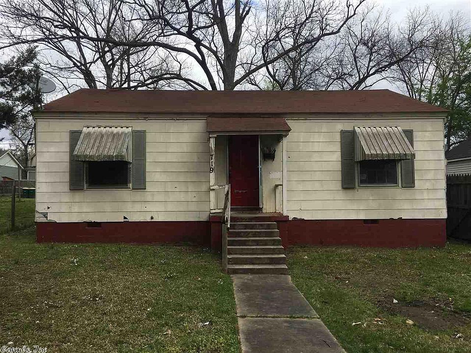 1st image of 719 W 20th St