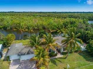 643 NE Emerson St, Port Saint Lucie, FL 34983