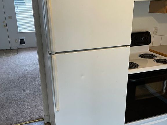 5th image of 577 W Berdine St #D