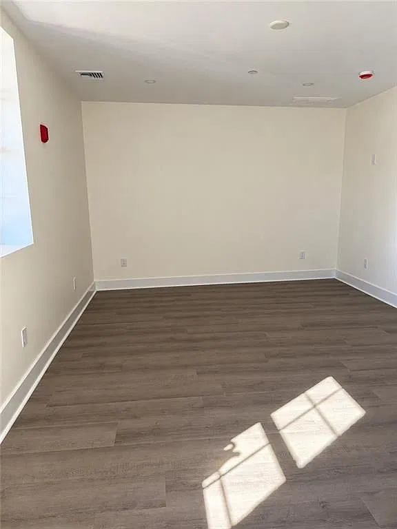 1 bed, 1.0 bath, 600 sqft, $2,200 — Photo 2