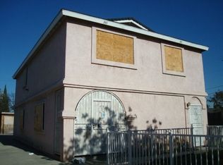 243 E 106th St, Los Angeles, CA 90003