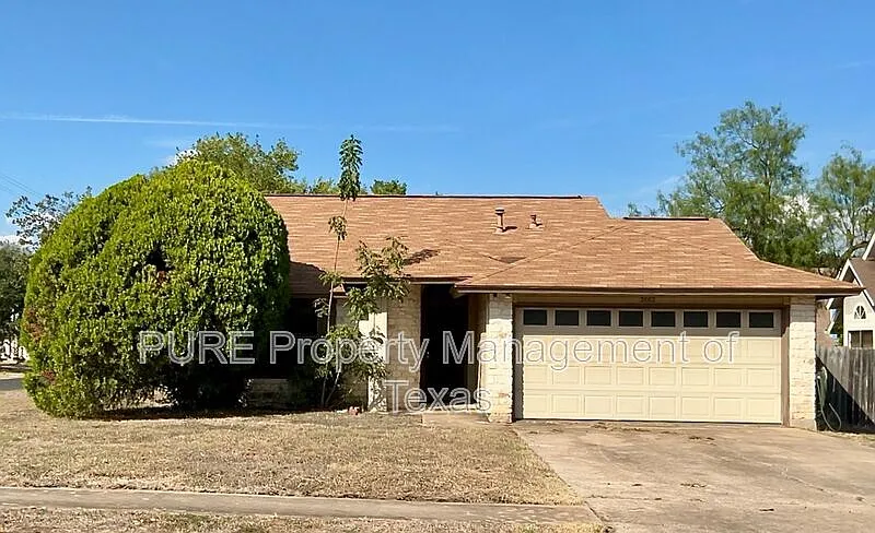 3 bed, 2.0 bath, 1341 sqft, $1,775 — Photo 1