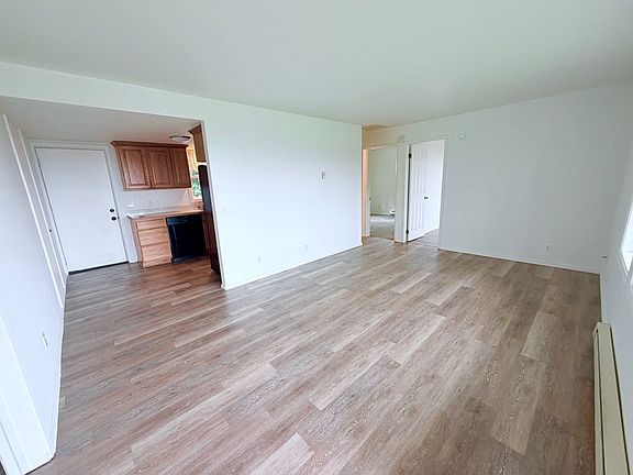 5th image of 3157 Hawks Prairie Rd APT 101