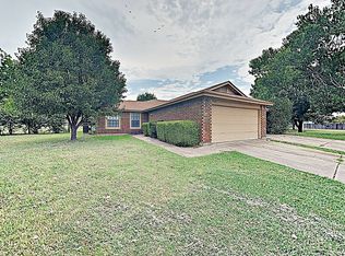 7552 Boxwood Ct, Fort Worth, TX 76133