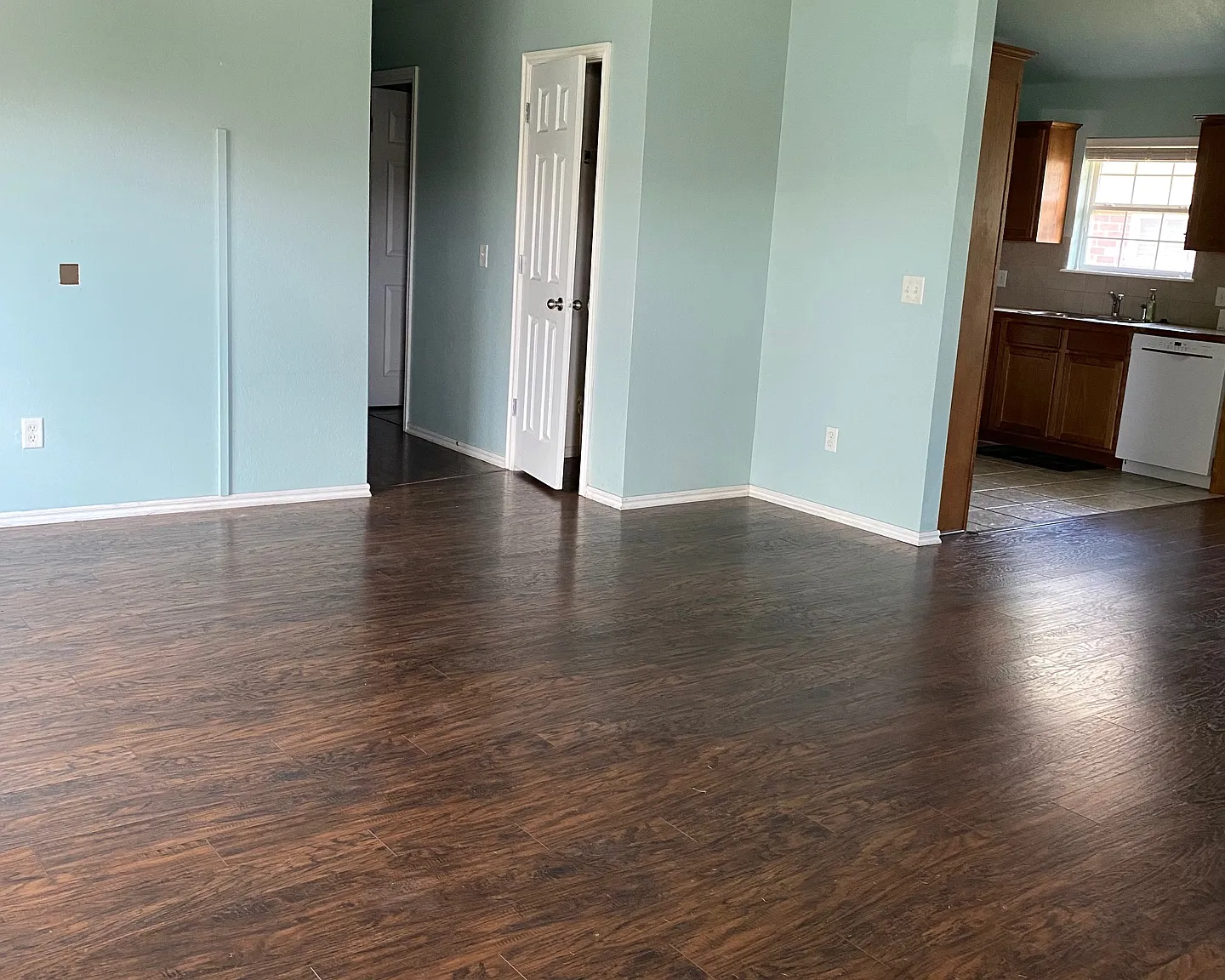 3610 Ellis Ave - 1 — Photo 3