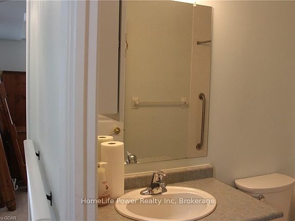 5th image of 20 Saint George St #211