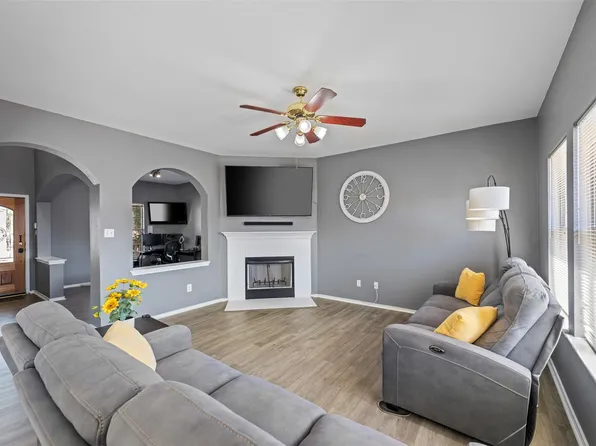 9401 Brandts Wood St, Austin, TX 78744