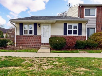 2276 Raber Rd APT F, Uniontown, OH, 44685