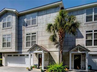 32 Moss Ln, Saint Simons Island, GA 31522