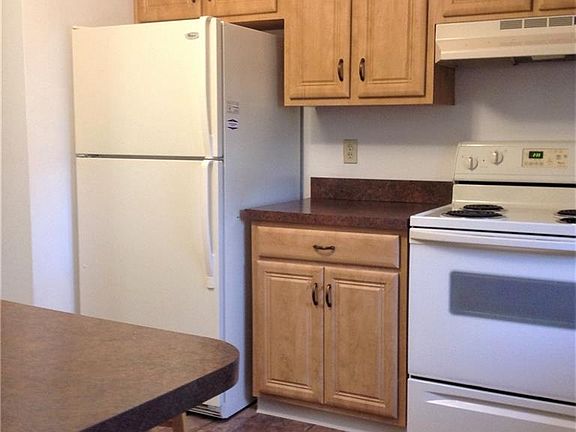 4th image of 537 Towns Ln #124