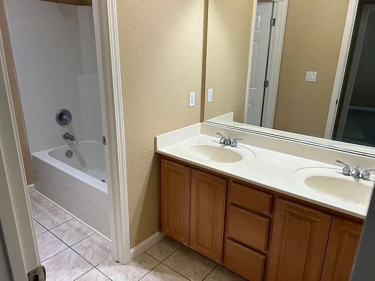 108 Matisse Dr — Photo 14