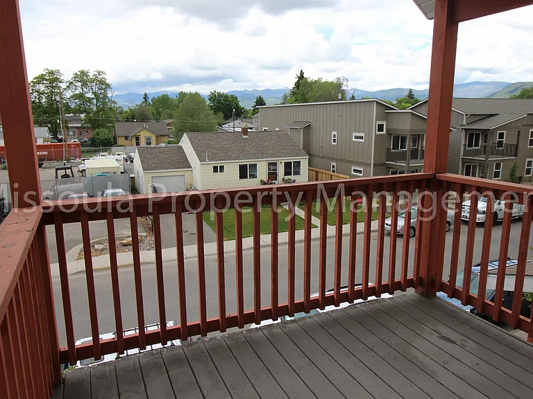 McDonald Ave Apts. — Photo 11