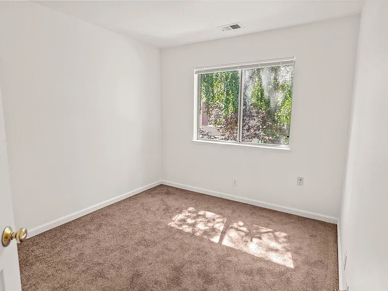 6125 Lambeck Ln — Photo 34
