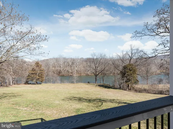 499 Osprey Ln, Front Royal, VA 22630