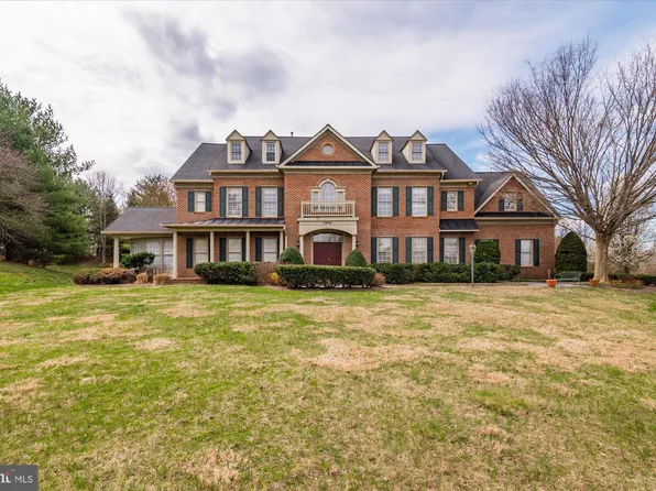 11408 Swains Creek Ct, Potomac, MD 20854