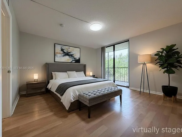 8015 SW 107th Ave #203 — Photo 7