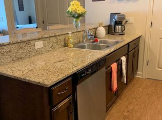 2724 Bobcat Dr UNIT 101, Ames, IA 50014