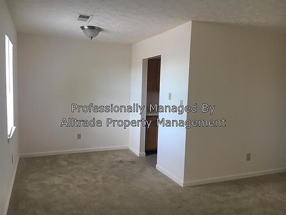 3rd image of 2395 Chauvin Dr APT A