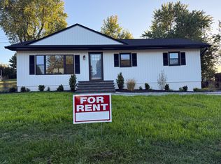 4 Ambassador Ln, Newburgh, NY 12550