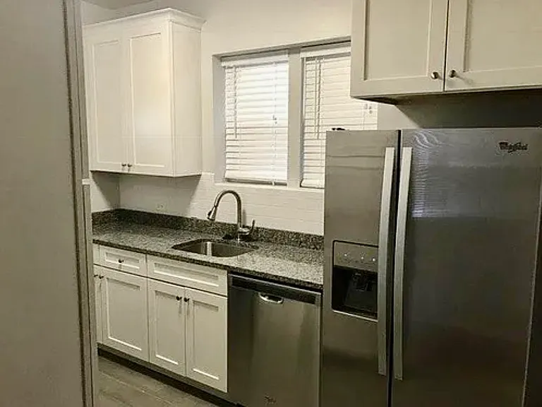 707 Reba Pl #1 — Photo 2