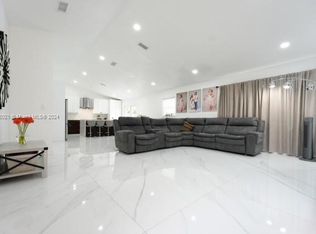 14550 SW 166th Ter, Miami, FL 33177