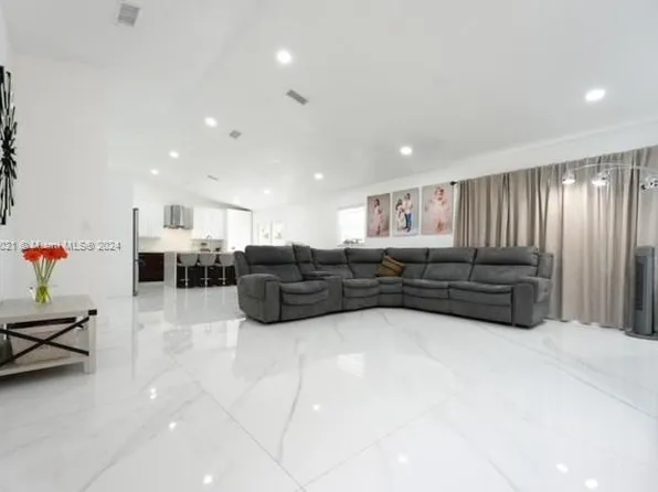 14550 SW 166th Ter, Miami, FL 33177