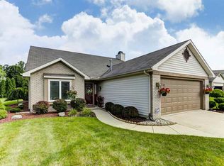 8718 Waterwood Ct, Fort Wayne, IN