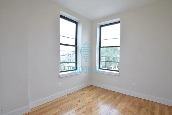 Rented by null | media 26