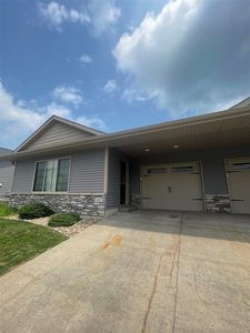 112 Wild Rose Ln, Solon, IA, 52333
