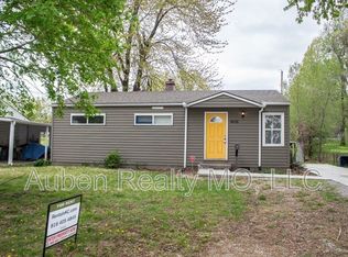 1608 N Pearl St, Independence, MO 64050