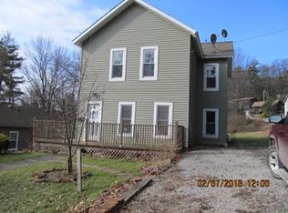 909 N 1st St, Titusville, PA