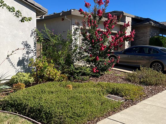 3rd image of 3059 Whistling Way