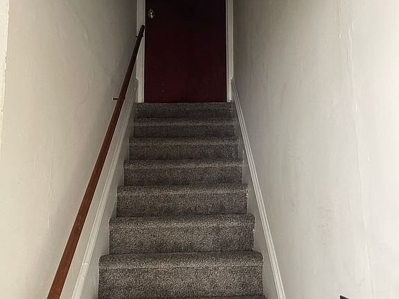 3rd image of 1007 Highland Ave APT B